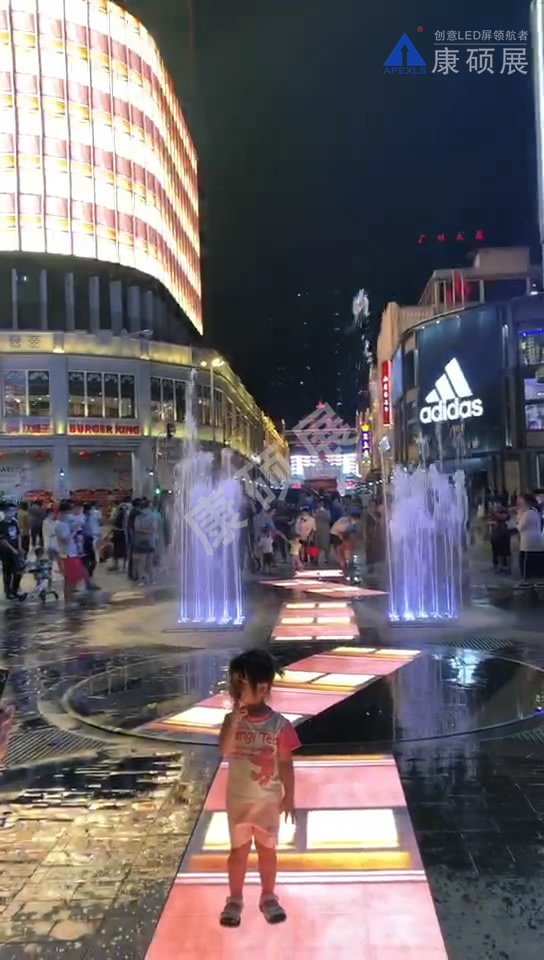 LED地磚屏項目案例-廣州越秀區北京路戶外防水互動地磚屏