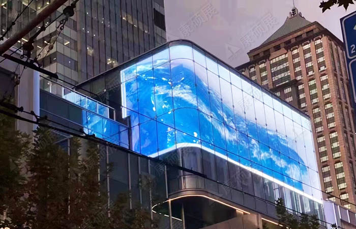 上海中信泰富廣場裸眼3D戶外LED透明屏案例