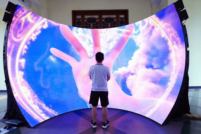 康碩展沉浸式LED球幕