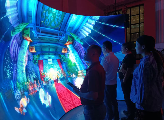 2024上海國際光影節 | 雷曼康碩展沉浸式LED球幕吸睛
