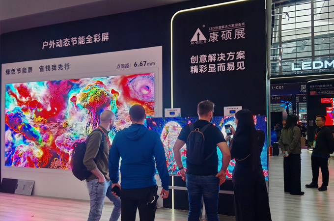 LED CHINA 2025圓滿落幕 | 雷曼康碩展顯示應用場景體驗人氣火爆