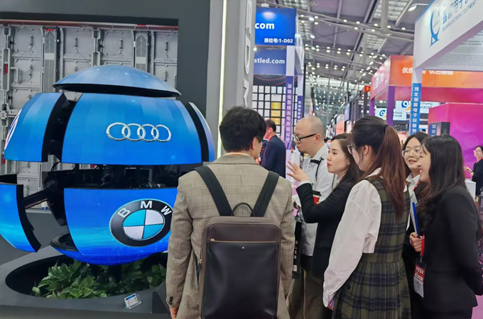 LED CHINA 2025圓滿落幕 | 雷曼康碩展顯示應用場景體驗人氣火爆