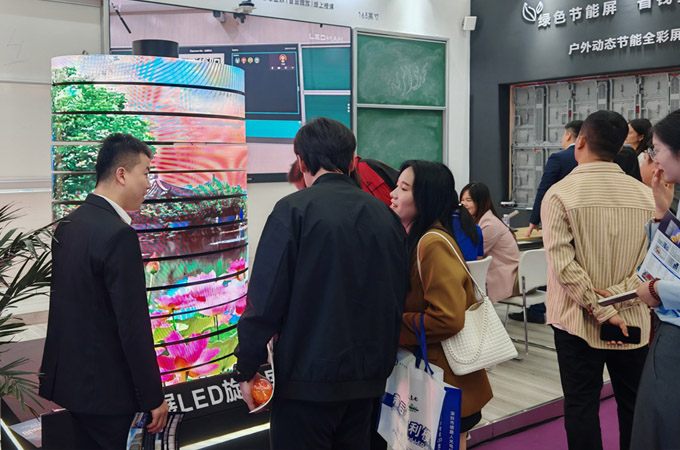 LED CHINA 2025圓滿落幕 | 雷曼康碩展顯示應用場景體驗人氣火爆