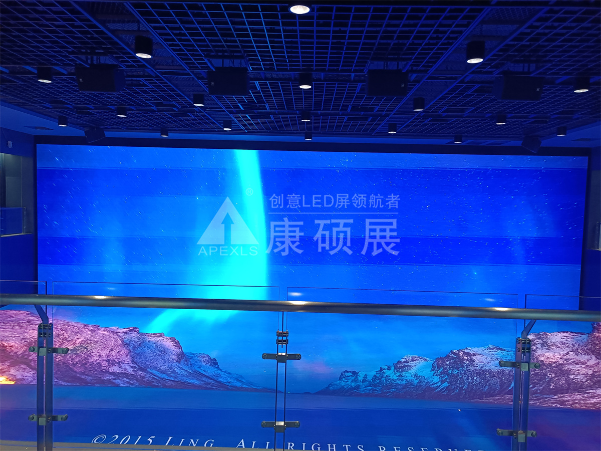 海南規(guī)劃展覽館P2戶內(nèi)全彩屏