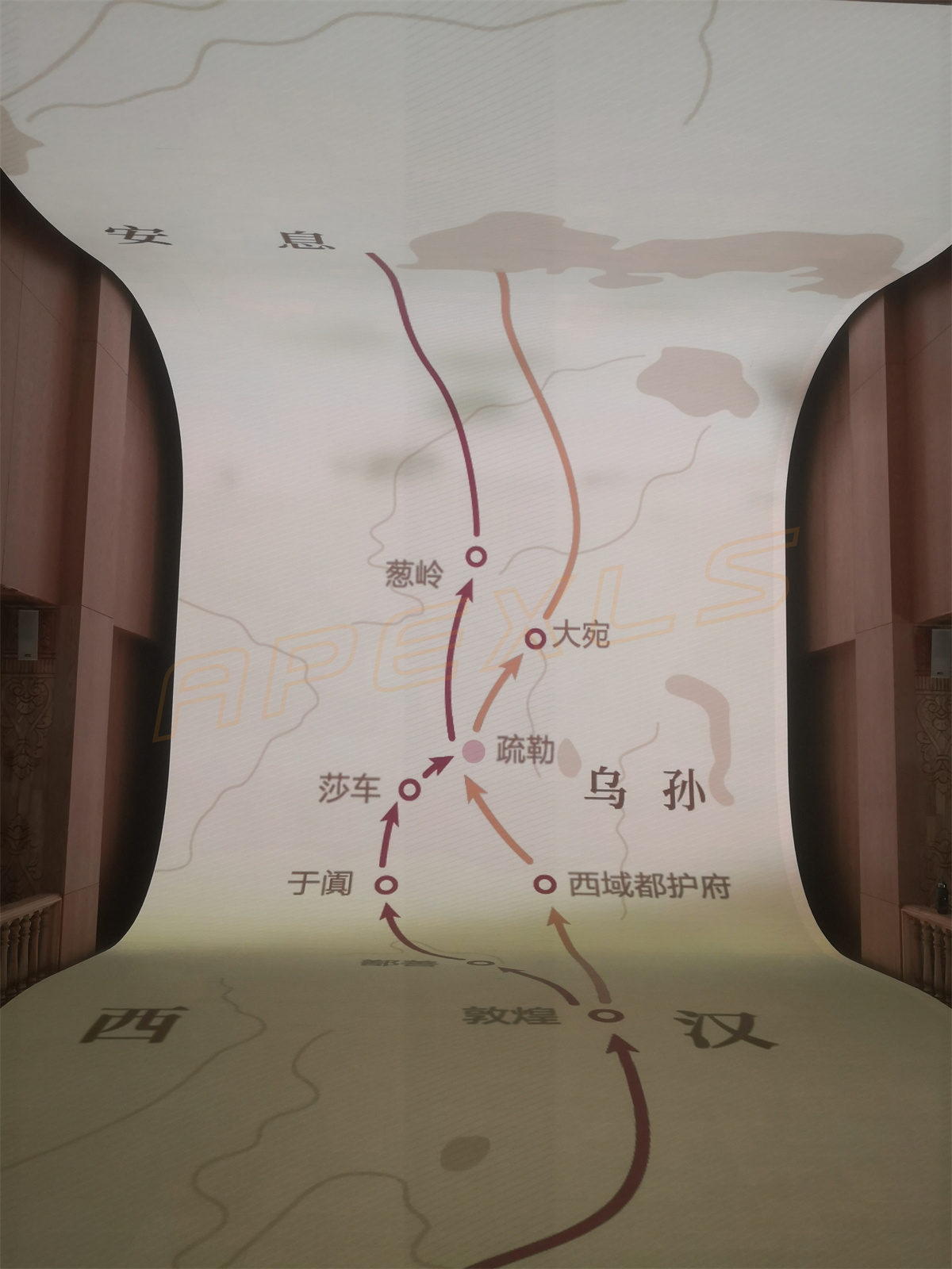 新疆喀什香妃園P2戶內異形屏140㎡
